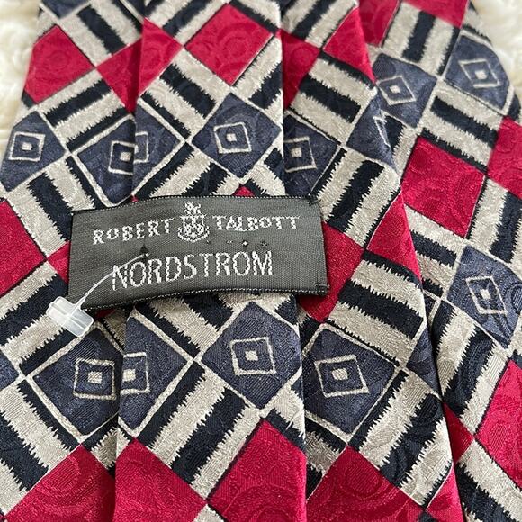 Robert Talbots Nordstrom Men’s Silk Tie Geometric Print Red Blue Made in Italy - Picture 7 of 8